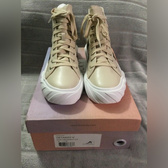 Lisa Vicky Getaway V Cream/Blk High Top Sneakers Size 9.5M - Picture 3 of 10